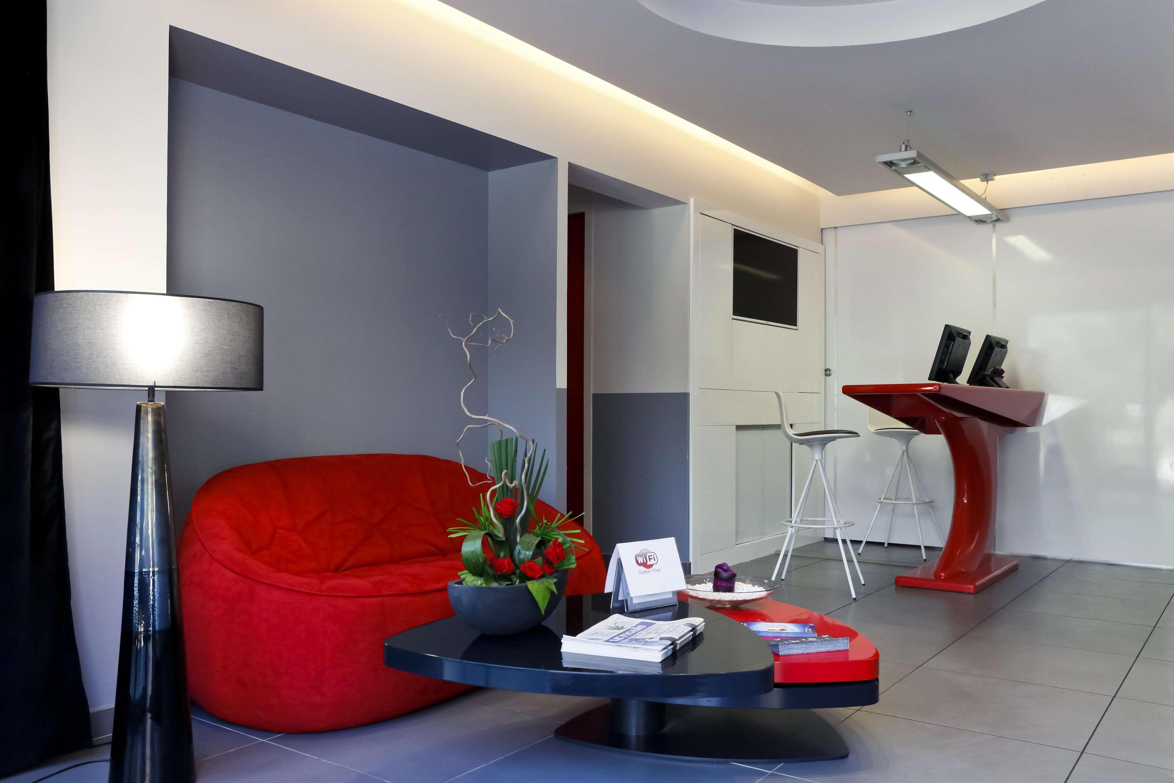 Kyriad Lyon Sud Sainte Foy Εξωτερικό φωτογραφία